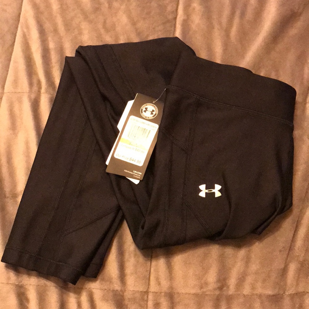 Under Armour compression capris